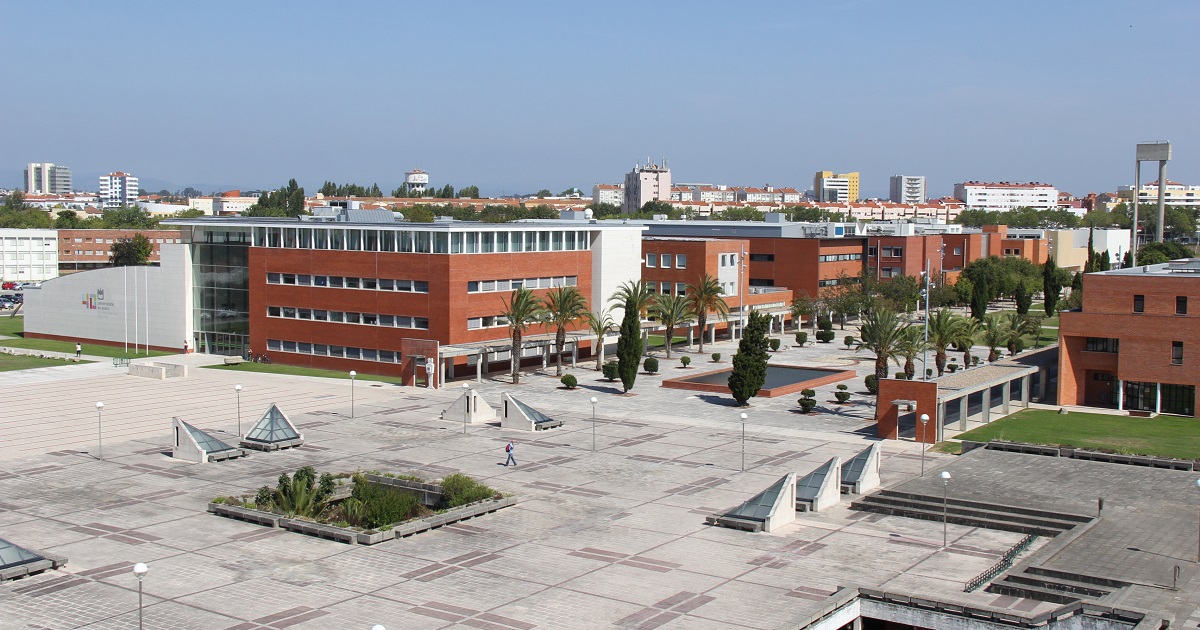 Página Inicial - Universidade de Aveiro